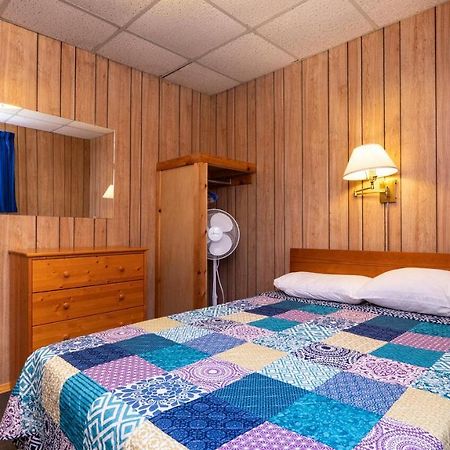 Bel Air Cottages And Motel Sauble Beach Exterior foto
